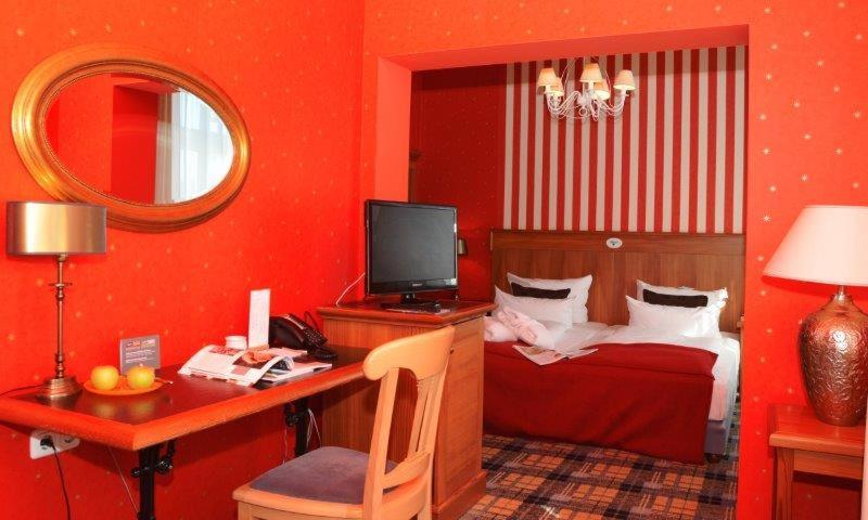 Hotel Schieferhof - Glaslust Neuhaus am Rennweg Eksteriør bilde