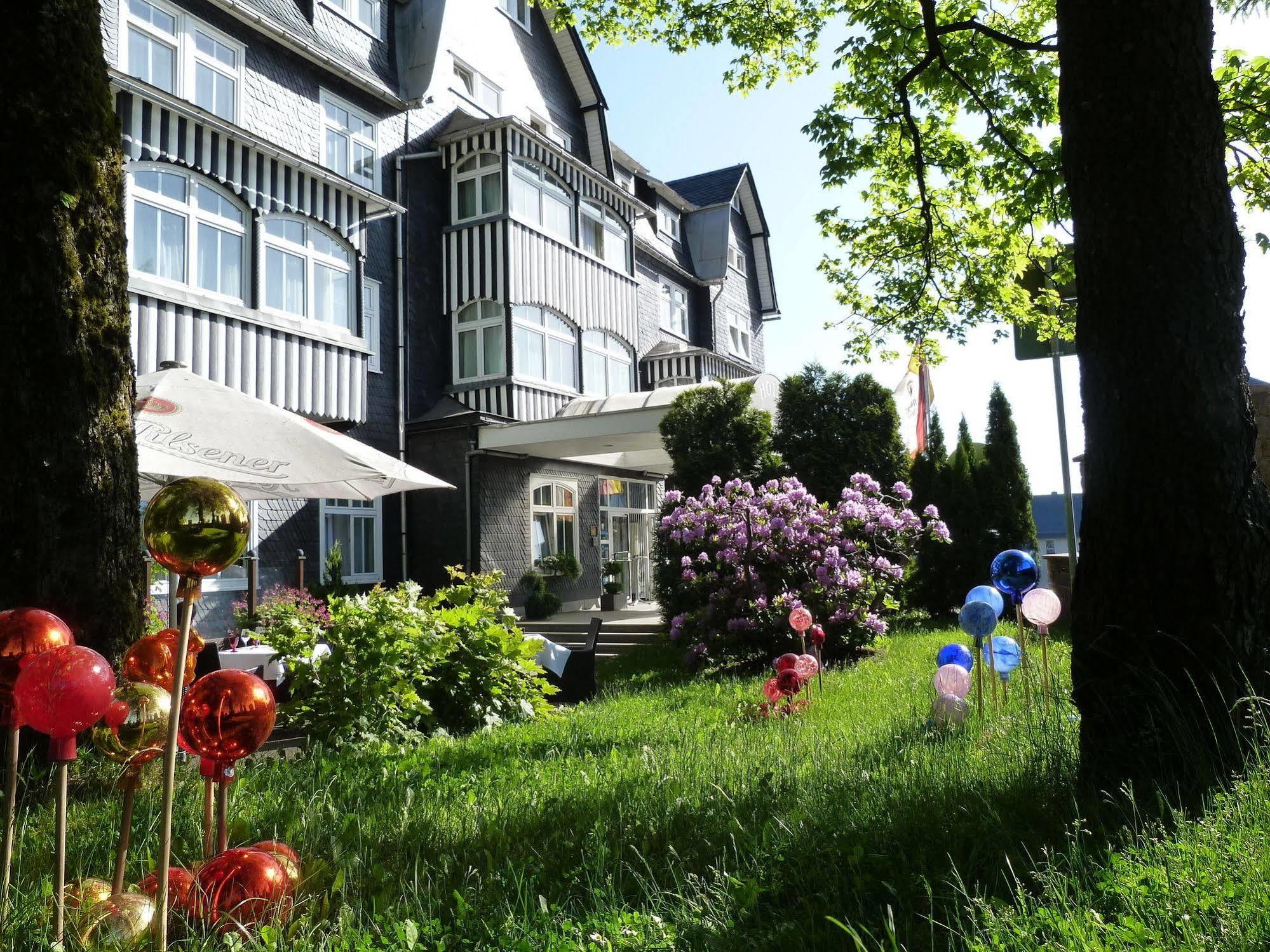 Hotel Schieferhof - Glaslust Neuhaus am Rennweg Eksteriør bilde