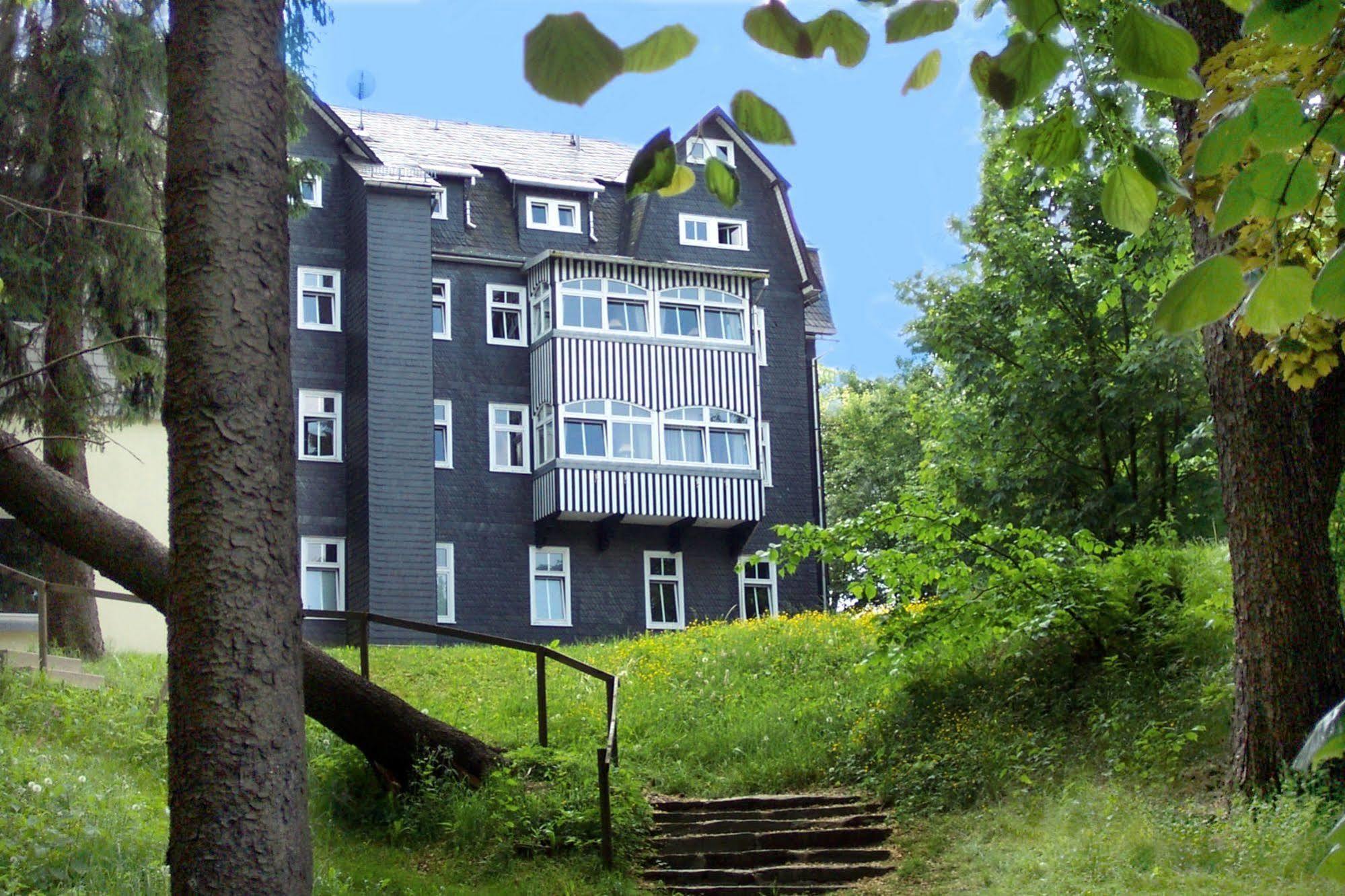 Hotel Schieferhof - Glaslust Neuhaus am Rennweg Eksteriør bilde